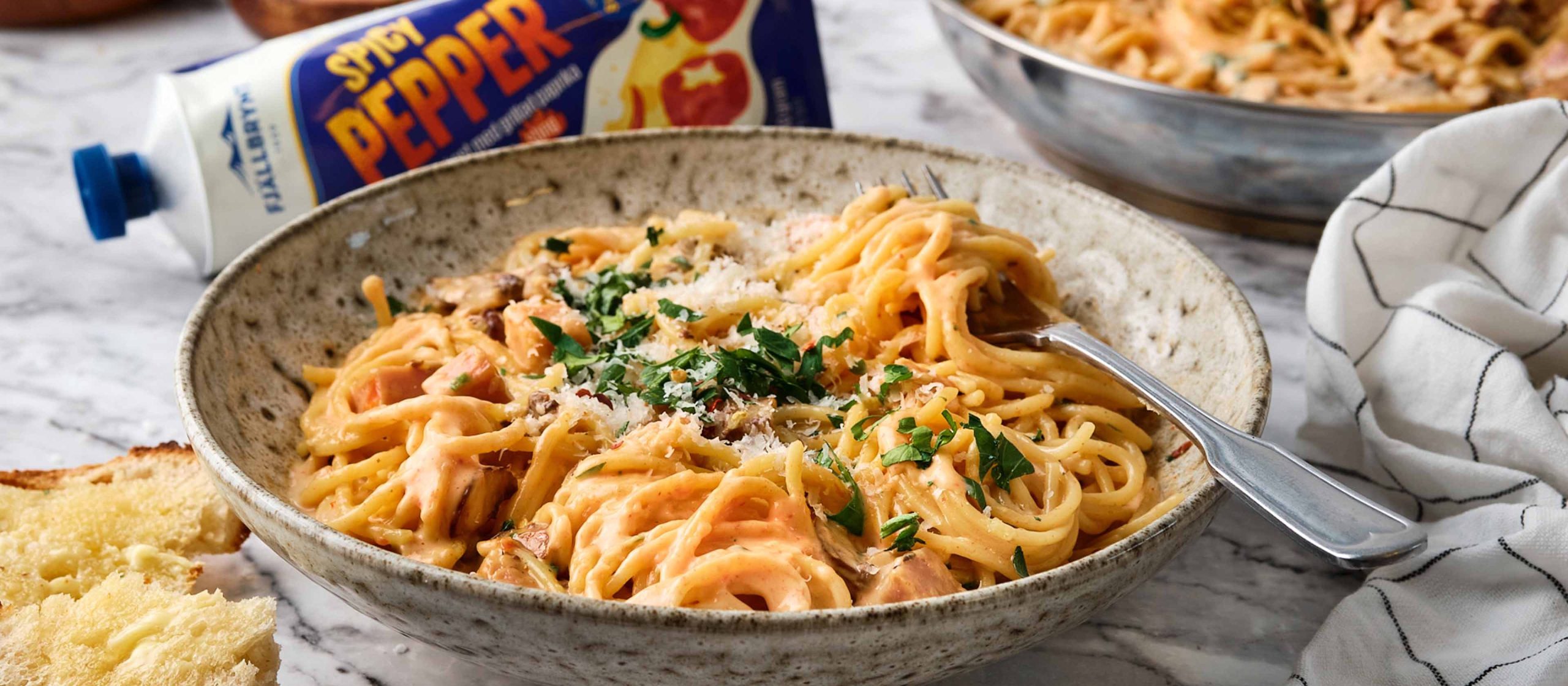 Krämig svamppasta med Spicy Pepper